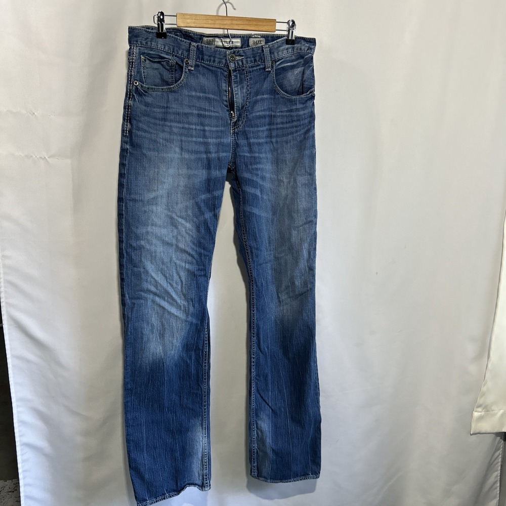 BKE Tyler Straight Jeans 34XL 34x34 Medium Wash Buckle Embroidered See